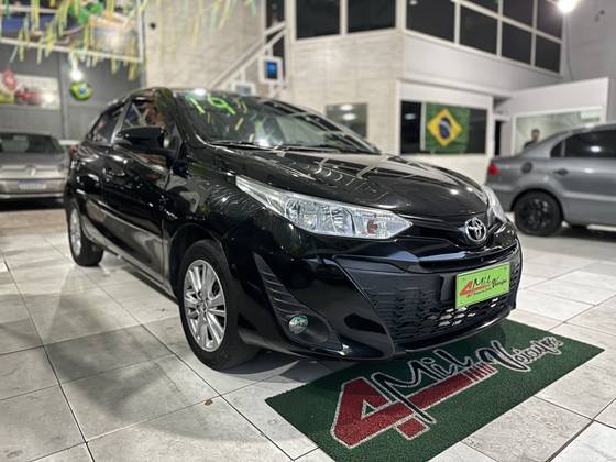 TOYOTA YARIS 1.3 16V FLEX XL MULTIDRIVE TOYOTA YARIS 1.3 16V FLEX XL MULTIDRIVE